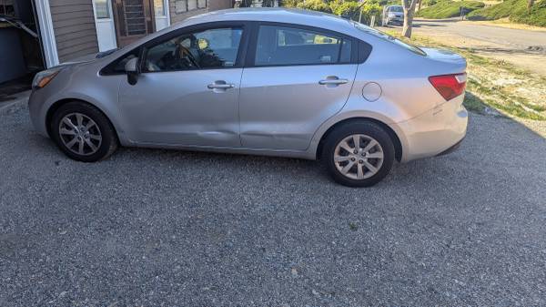 Kia Rio 2013 - $5,000 (Des Moines)63470762494467123