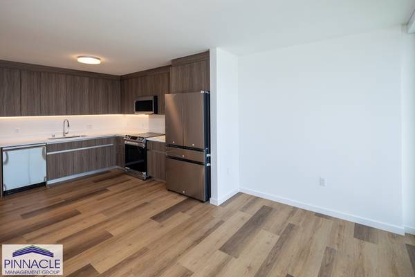 $3,250 / 1br - 504ft2 - Newly built 1 bdr/1 bth condo w/ lanai and gorgeous views63939531287170123
