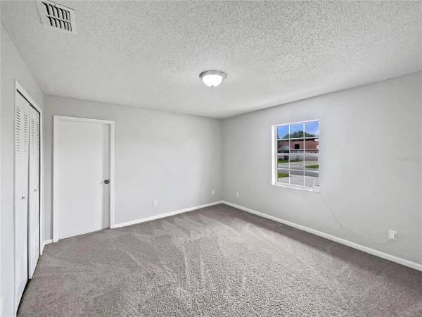 $1,100 / 3br - 1195ft2 - House for rent (Winter Haven)64149649125890124