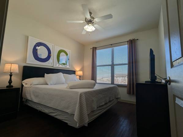 $1,499 / 1br - 728ft2 - WOWZA...A MUST SEE! Available NOW! Furnished or Unfurnished (MIDLAND)63622635756291124