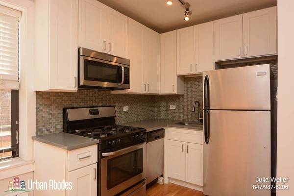 $1,450 / 400ft2 - $300 OFF FIRST MONTH'S RENT! Phenomenal Studio, 1 Bath in Logan Square (Logan Square)64041475839746123