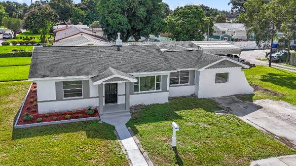 $2550.00 / 3br - 1412ft2 - Charming Family Home in the Heart of St. Pete63991085600131120