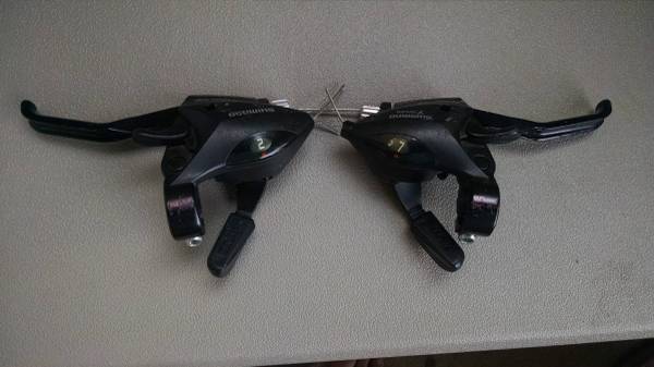 Shimano 3 x 7 speed Combination Shifter Brake lever 1