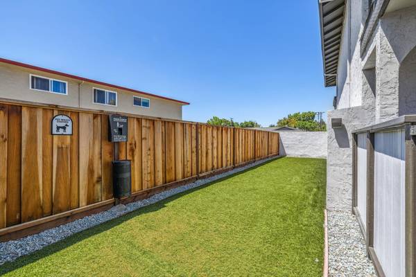 $2,730 / 1br - 717ft2 - Cozy One-Bedroom, One-Bathroom Apartment Home on the Top Floor (santa clara)63785477104515121