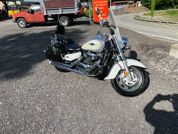 2007 suzuki C90 boulevard 1