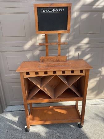 BAR CART WITH WHEELS 1