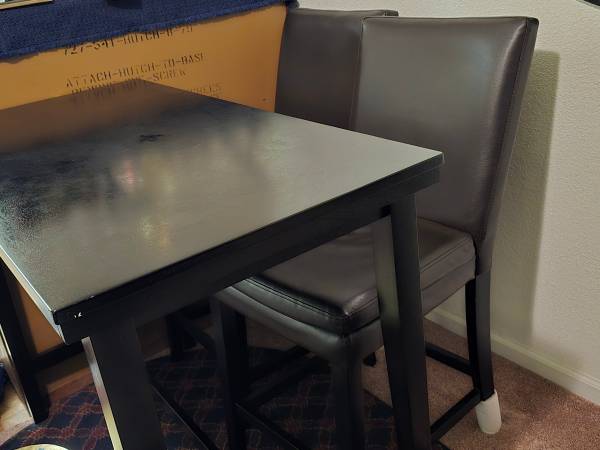 multipurpose table & 2 chairs 1
