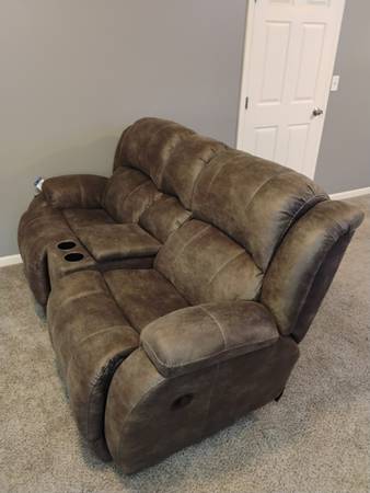 Love seat 1