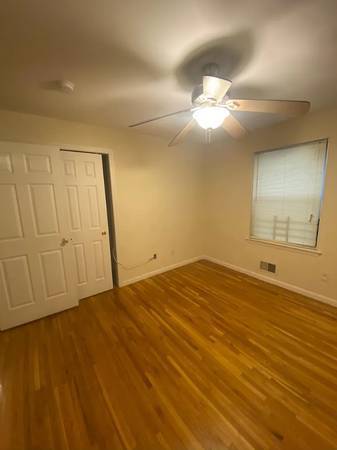 $919 / 1br - Bright and Spacious One Bed Close to Shops Richmond (richmond / point / annex)63933766955651122