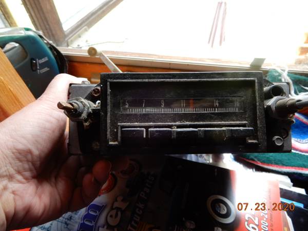 old, vintage auto radios 1