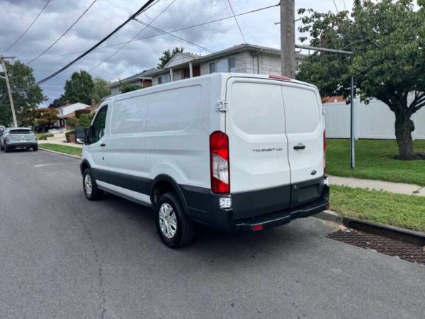2016 Ford Transit 250 250 - Photo 7