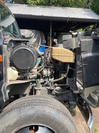 2000 International 4700 - Photo 15