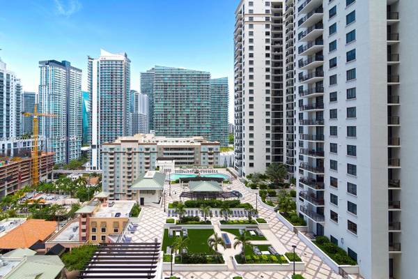 $4,800 / 2br - 1048ft2 - Elegant 2bd Condo in Brickell Heights East, Miami (Miami)64002014619905121