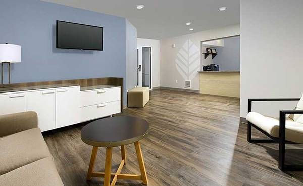 $1,624 / 1br - Manager's Special: No Lease, No Deposit Required (951 N. Frontage Road, Darien, IL)63918412577666123