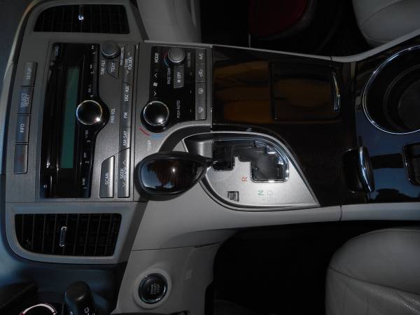 2009 Toyota Venza, tracción en las 4 ruedas, 117K - $6,550 (Tacoma)63623387740673123