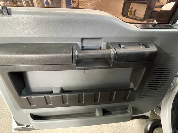 2016 Ford F-350 4X4 MECHANICS - Photo 12