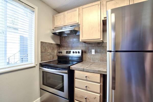 $1,499 / 2br - 803ft2 - 🥳¡Disponible hoy! 🥳 ¡Recorra esta casa de 2 habitaciones! ¡Incluye lavadora/secadora!🏡 (5400 Southwest 180th Avenue, Aloha, OR)63845978760707124