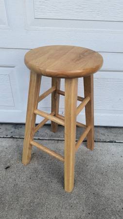 24" Wood Bar Stool 1