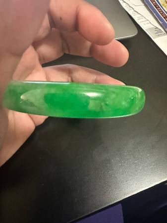 A used-good authentic unisex Chinese Jade Bangle (Small-Medium size) 1