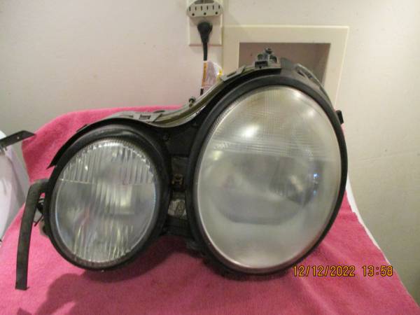 1996-1999 mercedes benz e-class oem zeonon hid headlights with ballast 1