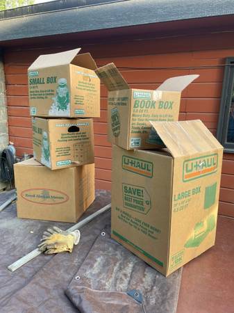 5 UHaul moving boxes - 2 Large and 3 small 1