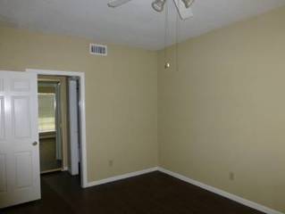 $1,075 / 1br - Southwest 610 loop: 1 br in quiet complex (Braesmont Place)63924043893379124