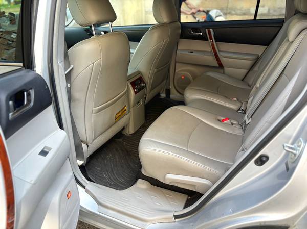 2012 Toyota Highlander Limited - $2,20063614037776513123
