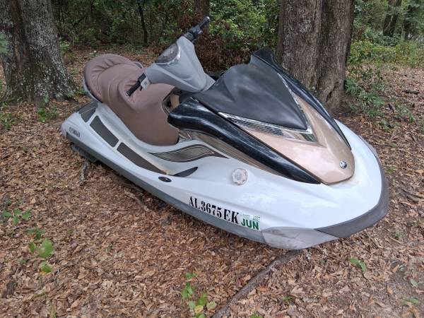 06 FX Cruiser Waverunner 1
