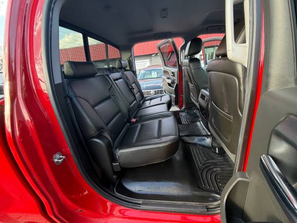 2015 Chevrolet SILVERADO LTZ Z71 - Photo 15