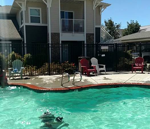 $1,039 / 3br - 1215ft2 - Max Rent $1,039/3Bdrm - 1215 ft sq. West Trail Apartments/Agriculture (Tulare)63809864649347124