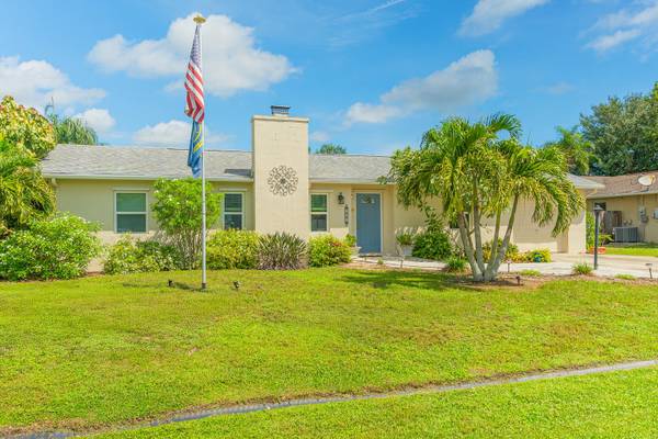 $375,000 / 3br - 1712ft2 - Hagamos un Trato / Vendedor Motivado. 🏡Mira Este Paraíso Tropical Actualizado (PSL)63823722998531120