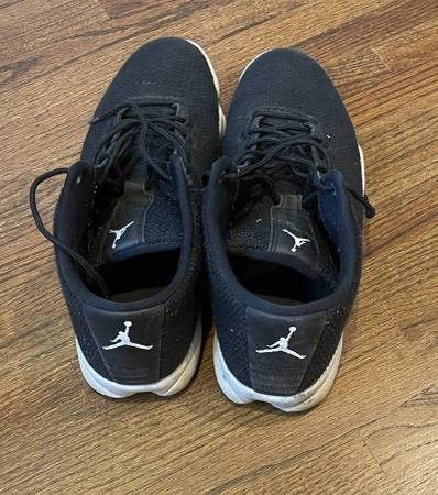 Nike Jordan men's horizon low premium basketball shoe 1