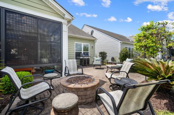 $1 / 2500ft2 - Golf-to-Lagoon Views; Four-Seasons Sunroom; Wine Bar & Gas Firepit (Sun City)64141597545346121