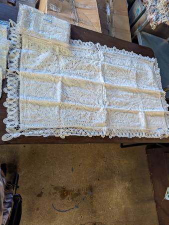Lace table sheet and wedding money purses 1