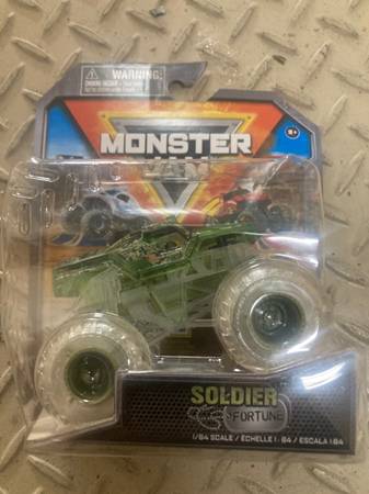 Monster jam 2024 Chase soldier fortune ghost crew series 34,MIP/trade. 1