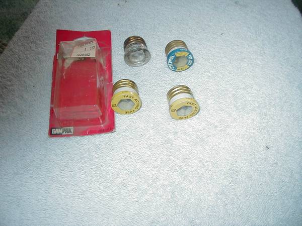 Fuses, House, 15 amp, four 1
