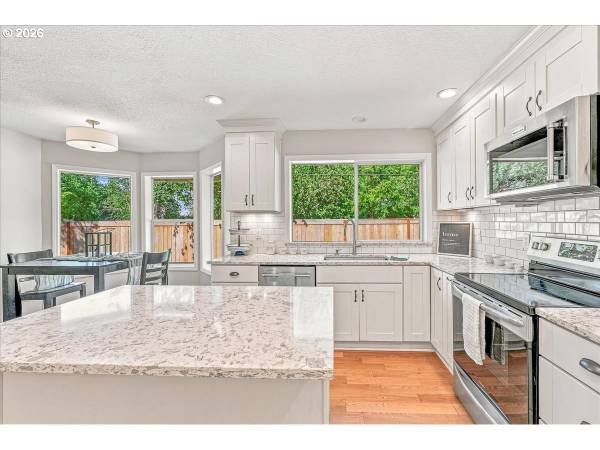 $690,000 / 4br - 2312ft2 - Real Value in Bethany with 150k remodel COMPLETE!  SEE ME TODAY (Allenbach Acres)