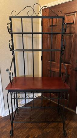 Bakers / Wine Rack 1