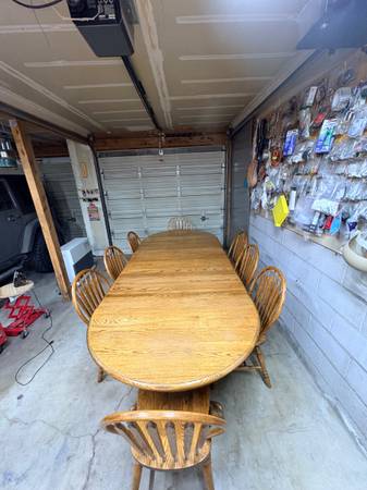 Solid oak claw foot table 1