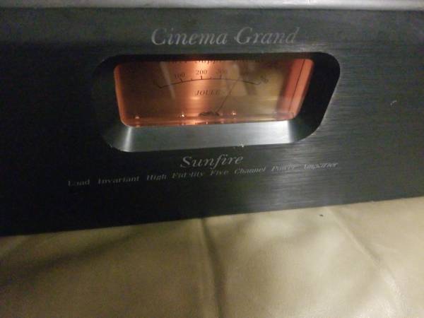Sunfire Cinema Grand Power Amplifier 200 watts x 5 at 8 ohms  400 watt 1