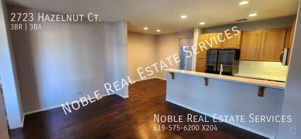 $3,195 / 3br - 1500ft2 - 🧺 3BR Townhome | A/C | W/D Hookups | Close to Schools & Dining (Chula Vista)63663768894209124