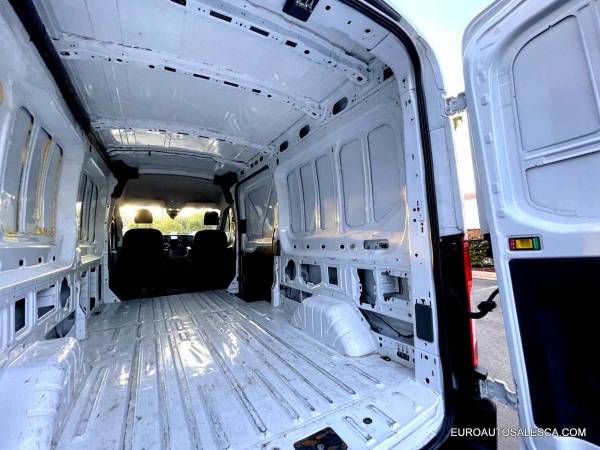 2021 Ford Transit 250 AWD - Photo 13