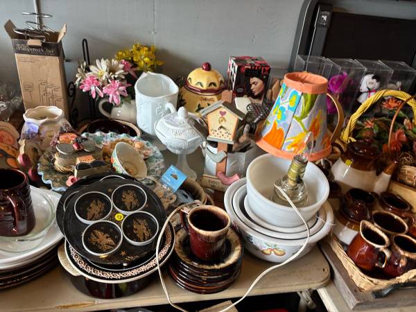 Yard sale photo