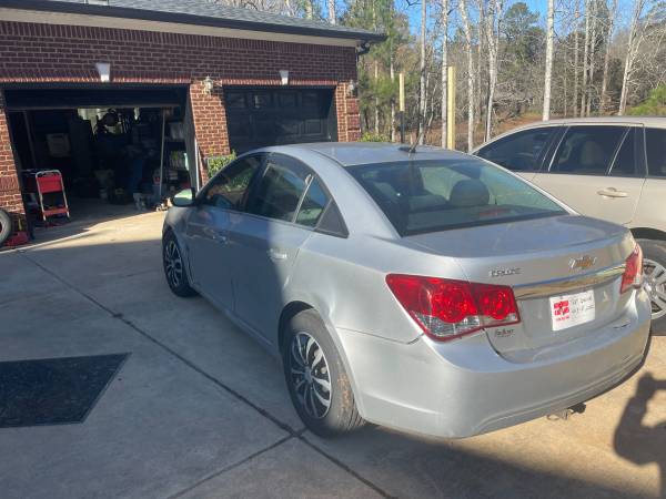 2011 Chevy Cruze - $1,400 (Ellenwood)63620566917889122