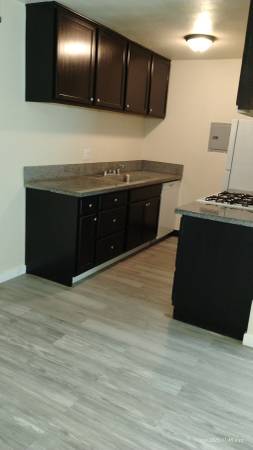 $1,200 / 1br - 650ft2 - $1200 1 habitación 1 baño!!! (Carmichael CA)63900564730115121