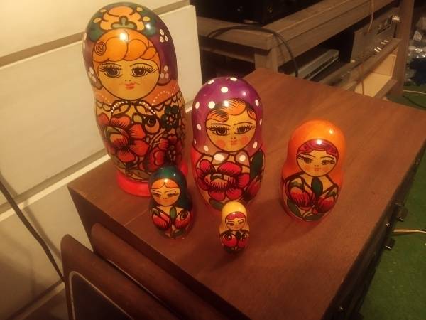 Russian Nesting Dolls, Five Count 1