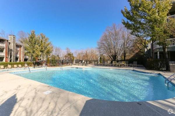 $1,349 / 1br - 855ft2 - Updated Countertops, Rolling Hills and Breathtaking Views (Hermitage Tennessee)63924811317763123