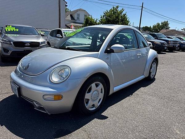 2001 Volkswagen New Beetle GLX 1.8T 2dr Turbo Coupe (6215 SE 82 AVE PO - $4995.0063475292532865124