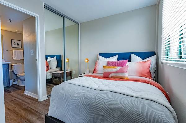 $2,000 / 2br - Lakeside Neighborhood 2 Bedroom Home! (San Francisco)63946804664194123
