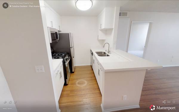 $1,252 / 1br - 173ft2 - K-town F27 buscando compañera de cuarto para subarrendar/firmar contrato (Koreatown)63818727881475124